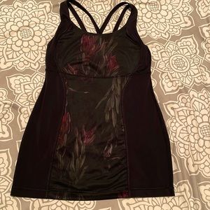 Lululemon tank top